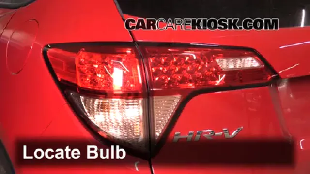 2016 Honda HR-V EX 1.8L 4 Cyl. Éclairage Feux de marche arrière (remplacer une ampoule)